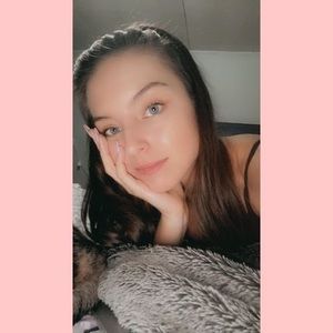 Meet your Posher, Ciara